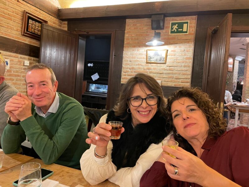 Comida amigos Los Lagares 2023