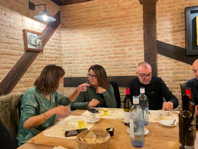 Comida amigos Los Lagares 2023